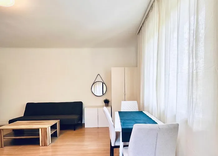 Affordable In A With Garden Near Danube For Long Viyana
