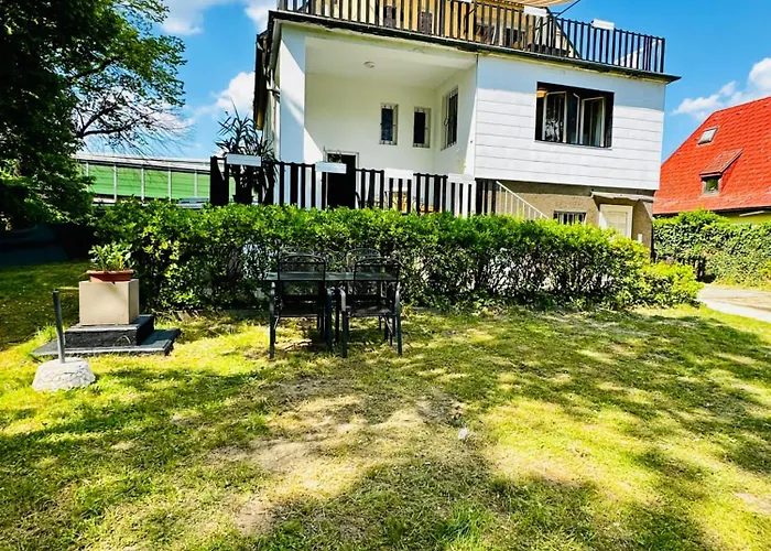 Affordable In A With Garden Near Danube For Long Daire