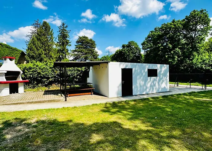 Affordable In A With Garden Near Danube For Long Daire